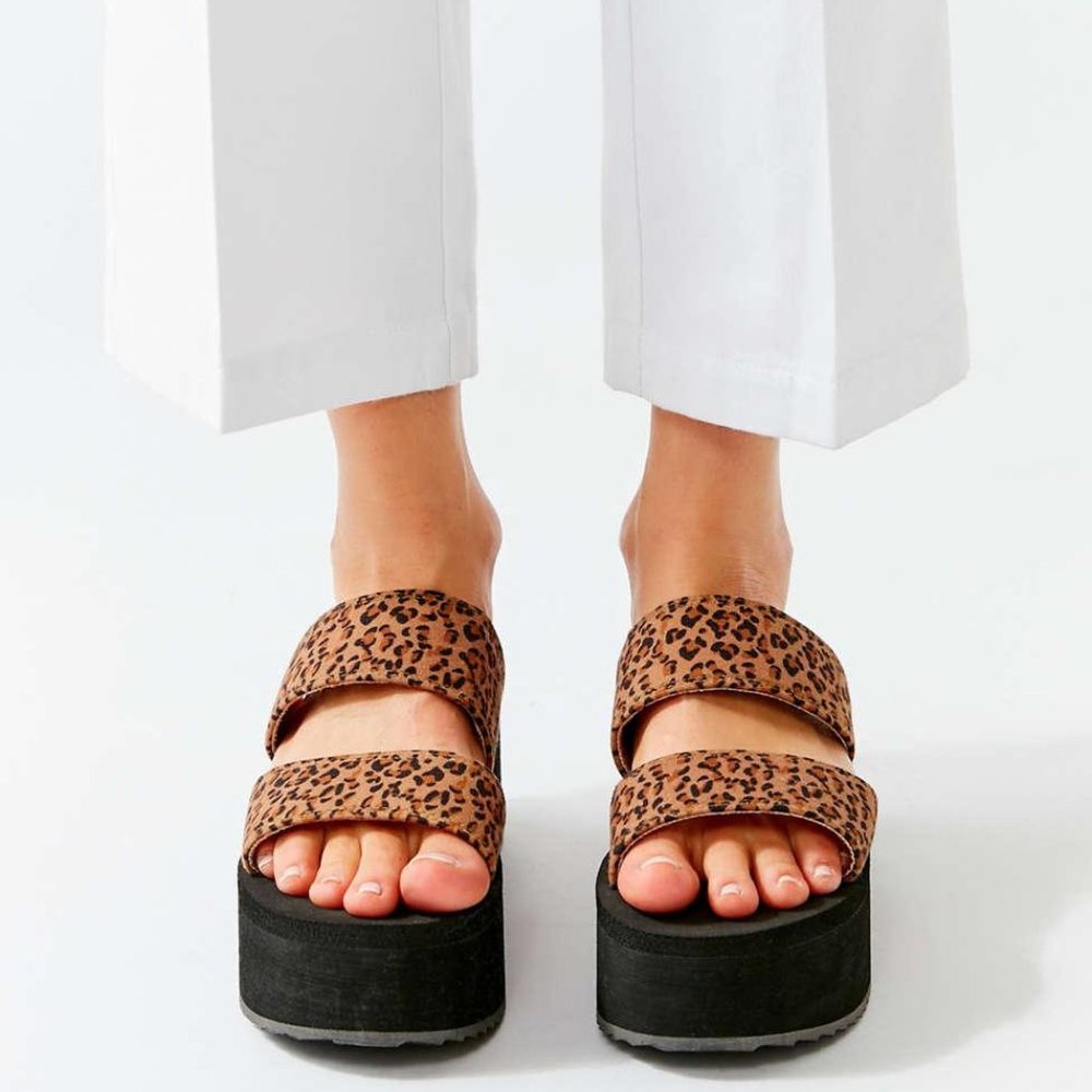 NWT UO AVA Cheetah Printed Neoprene Wsz9